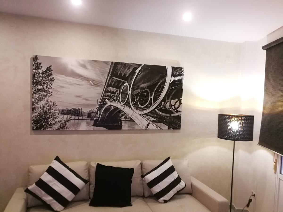 Appartement Apartamento Alfalfa à Séville Extérieur photo